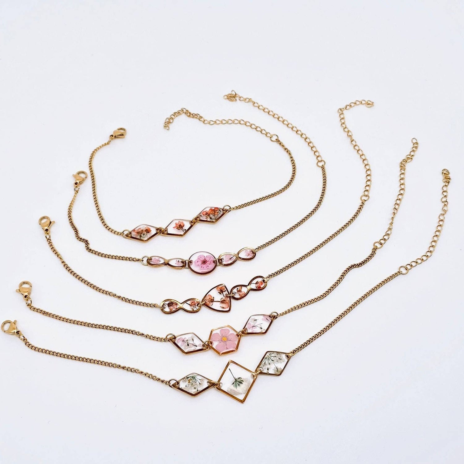 Floral Geometric Charm Bracelet with Real Dried Flowers