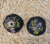 Discover KStonely’s Jeweled Insect and Creature Art on Faux Stone Bases, featuring stunning 3D beaded sculptures. Crafted with glass crystals, agate, pearls, and fine beads, each piece celebrates nature’s beauty. Perfect as decor or gifts for insect lovers, these unique stone and bead creations add charm to any space.