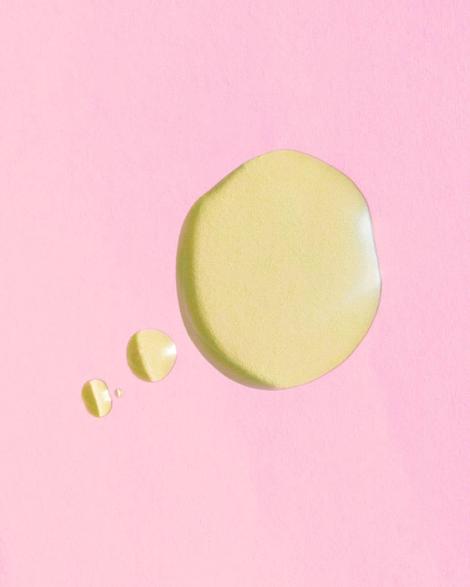 This antioxidant oil cleanser melts away makeup, SPF & pollution while nourishing skin with sea kelp & papaya enzymes. Rinses clean, no greasy residue.