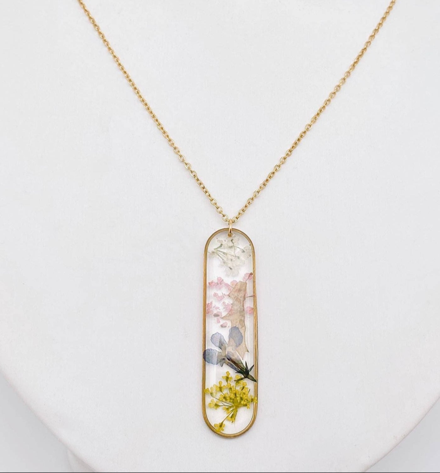 Real dried Lobelia & Queen Anne&