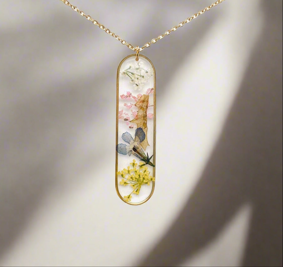 Real dried Lobelia & Queen Anne&