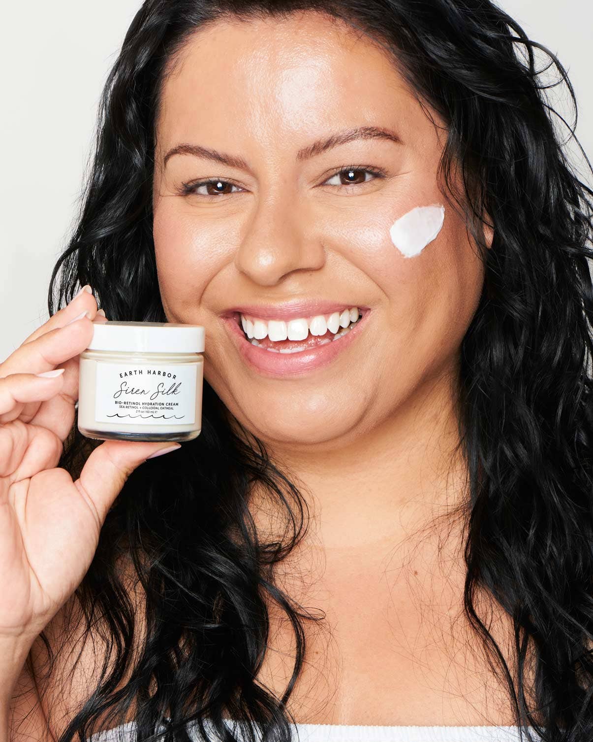 SIREN SILK is a bio-retinol hydration cream that softens fine lines, restores elasticity, and deeply hydrates with sea botanicals. Vegan, clean, & ocean-powered.
