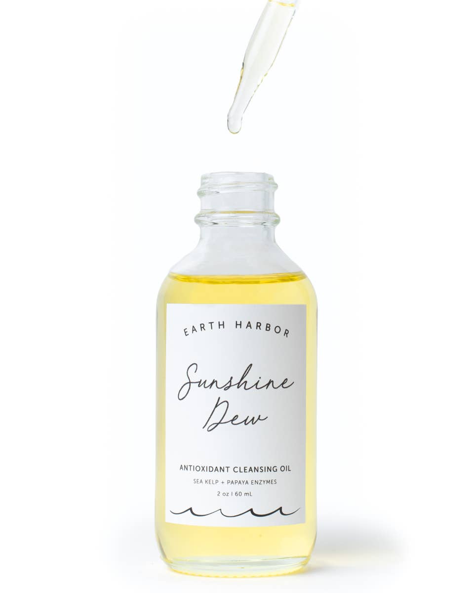 This antioxidant oil cleanser melts away makeup, SPF & pollution while nourishing skin with sea kelp & papaya enzymes. Rinses clean, no greasy residue.