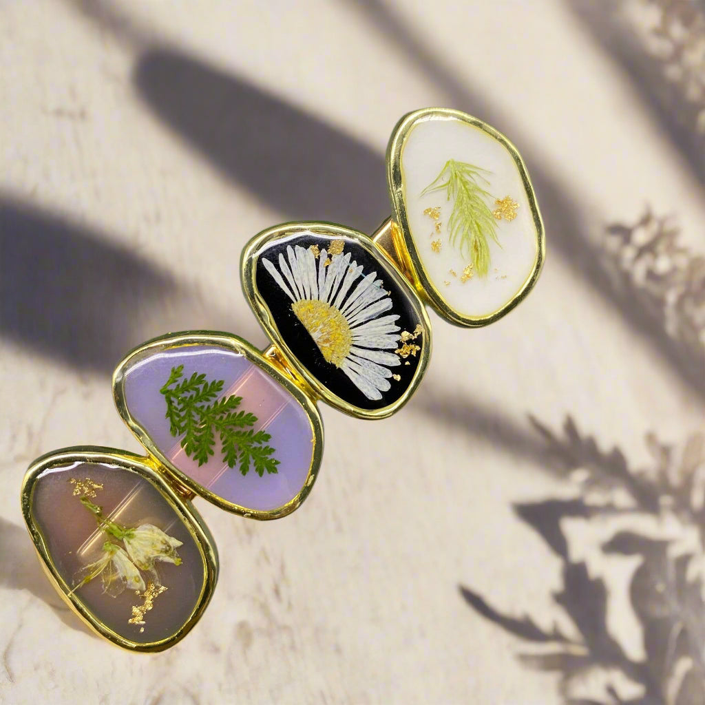 Floral Meadow Hair Clip with real pressed dried flowers in resin. Unique, nature-inspired, secure duckbill clip—perfect for everyday wear or gifting