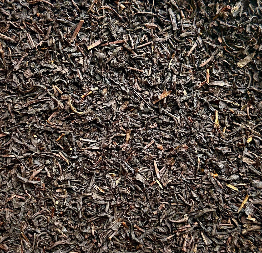 Indulge in Raspberry Truffle Black Tea with rich chocolate and sweet raspberry flavors. Premium loose leaf black tea, perfect hot or iced. 30–45 servings.