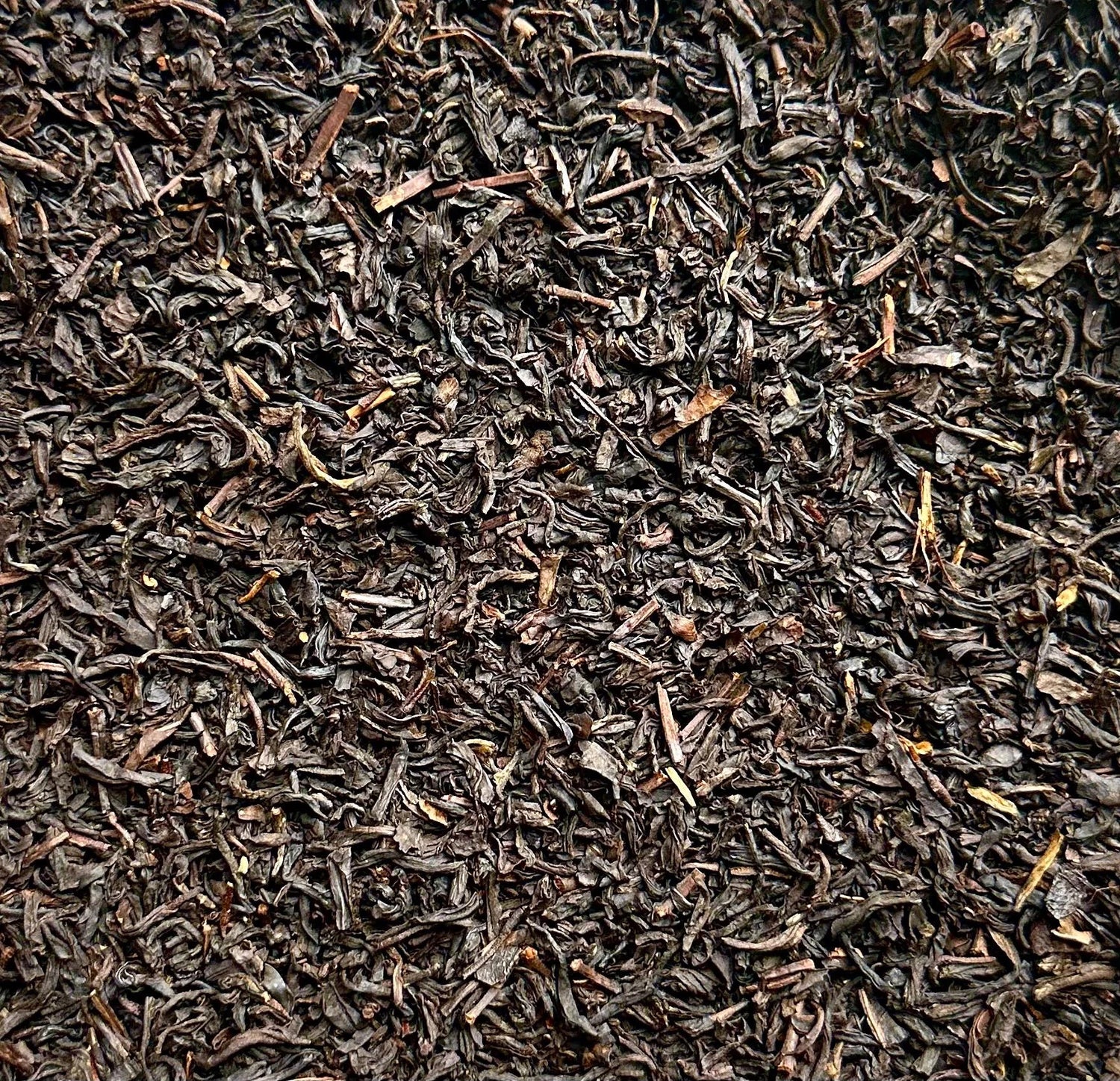 Indulge in Raspberry Truffle Black Tea with rich chocolate and sweet raspberry flavors. Premium loose leaf black tea, perfect hot or iced. 30–45 servings.