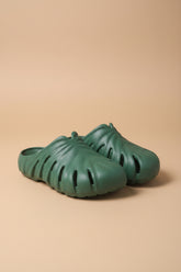 Unsent Studios Monstera Mule in Size 7. Designer botanical footwear featuring cloud-soft comfort, sculptural style, and Monstera-inspired design.