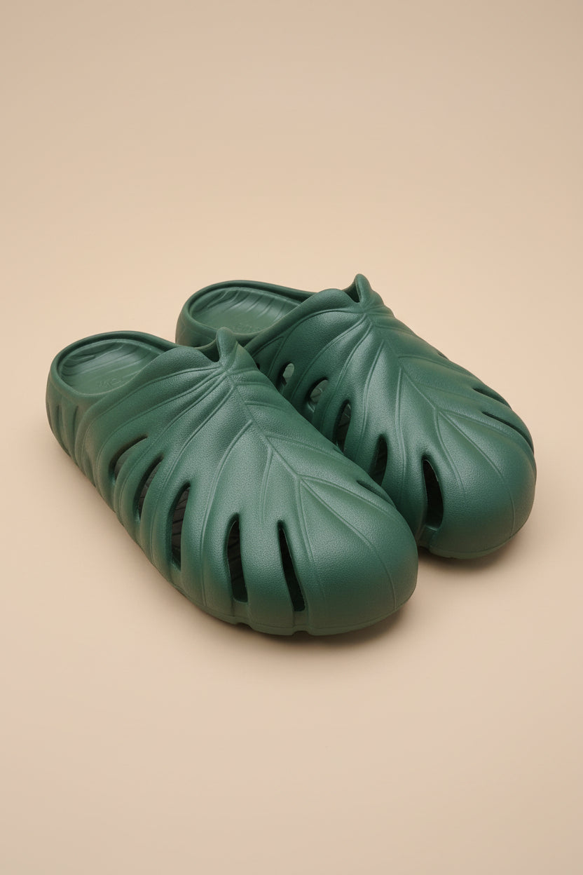 Unsent Studios Monstera Mule in Size 7. Designer botanical footwear featuring cloud-soft comfort, sculptural style, and Monstera-inspired design.