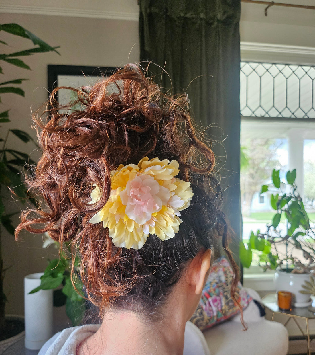 Handmade beaded flower clips and  hair, bags, dresses and more. Colorful, fun, and one-of-a-kind—Foo Foo Flowers add flair anywhere you wear them!