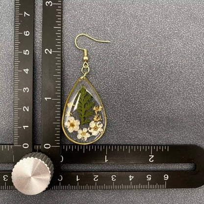 Mio Queena - Dried Flowers Floral Drop Shaped Dangle Earrings - PDF